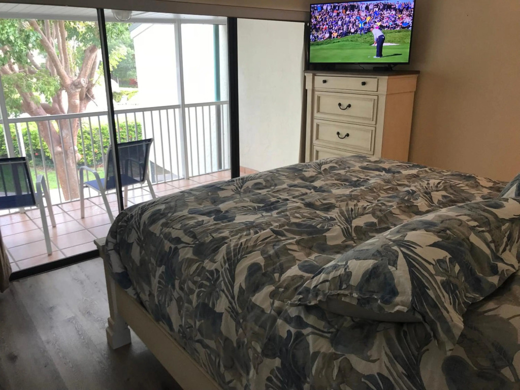 Licensed Mgr - 2/2 Villa - Oceanfront Beach Resort - Saltwater Lagoon & Marina