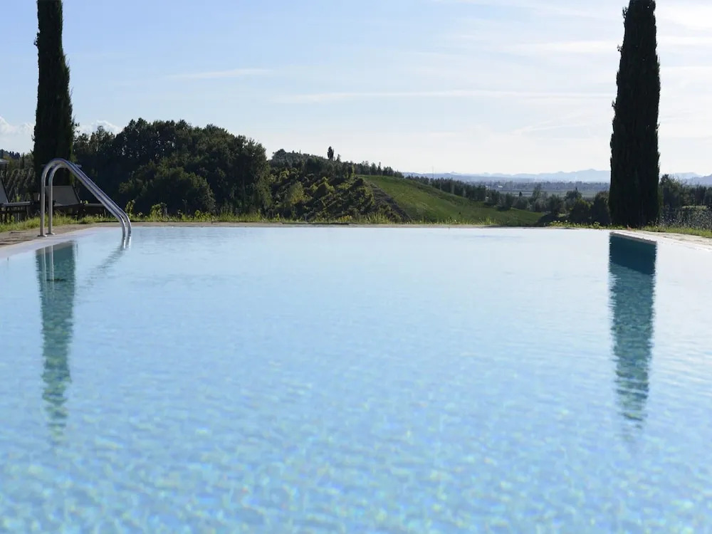 Holiday Home With Swimming Pool With Bubble Bath and Children's Pool