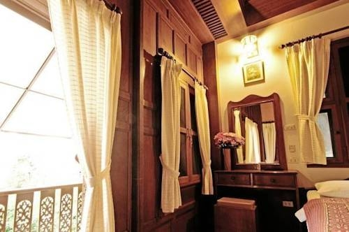 Baan Tippada Phuket