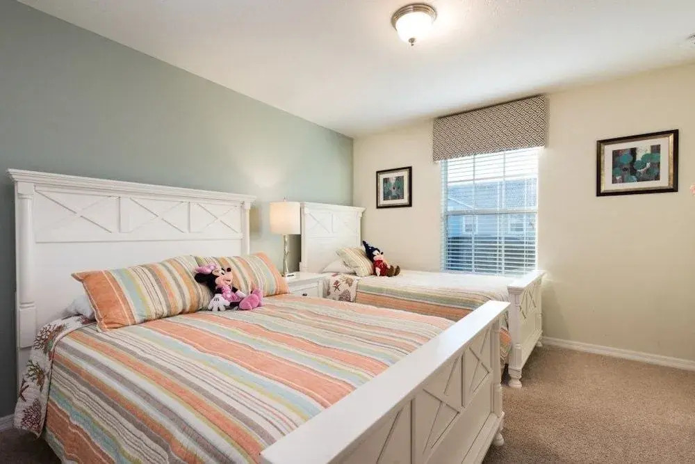 4Bedroom Townhouse at Storey Lake by RedAwning