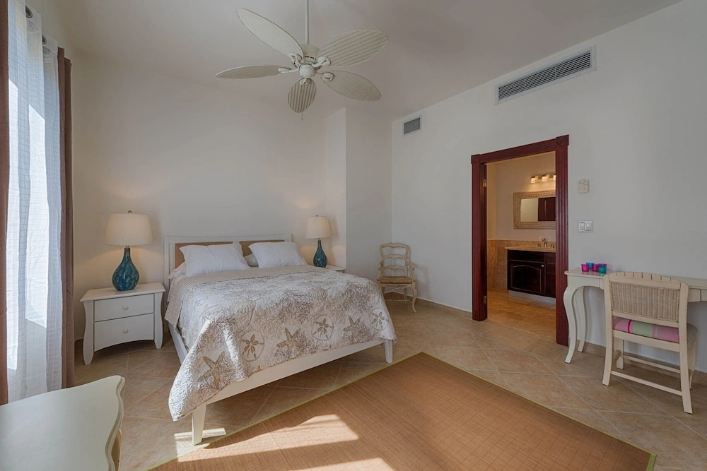 Dream Villa Porto Cupecoy P