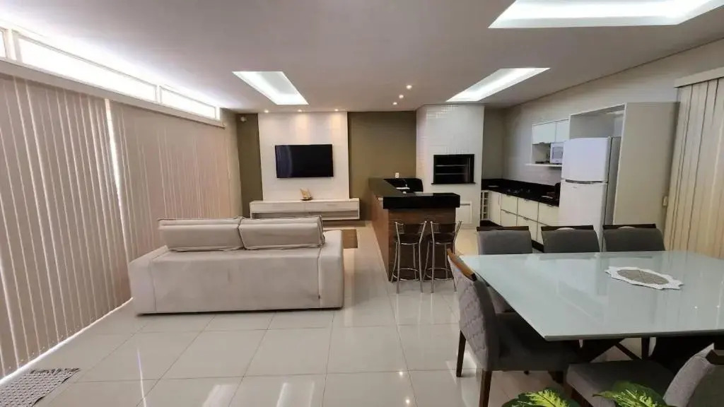 Casa para família com piscina