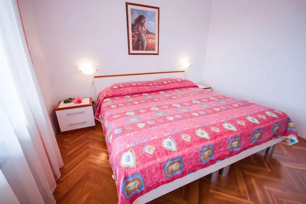 Apartment IDA