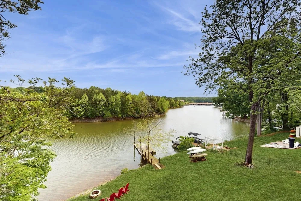 Wet Feet Retreat - Beautiful Lake House With Incredible Views and Dock