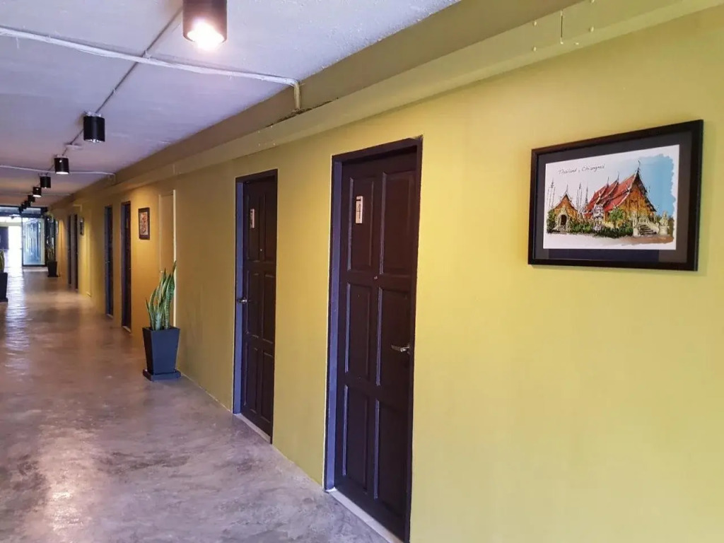 Nimman Expat Home