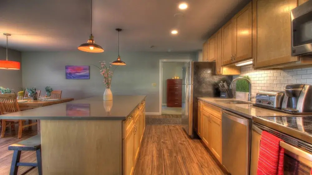 Kcis 532 - Summer Suite! Modern, Pool, 2rm, 2ba, Mtn Bike