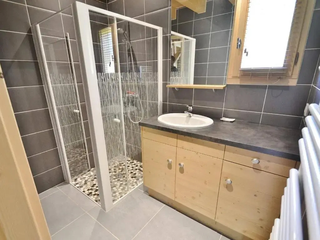 Chalet Le Grand-Bornand, 5 pièces, 8 personnes - FR-1-391-8