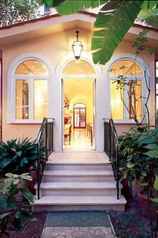 Hotel Astoria Garden