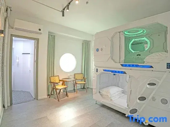 Wojuju Suites (Nanmenwan Branch)