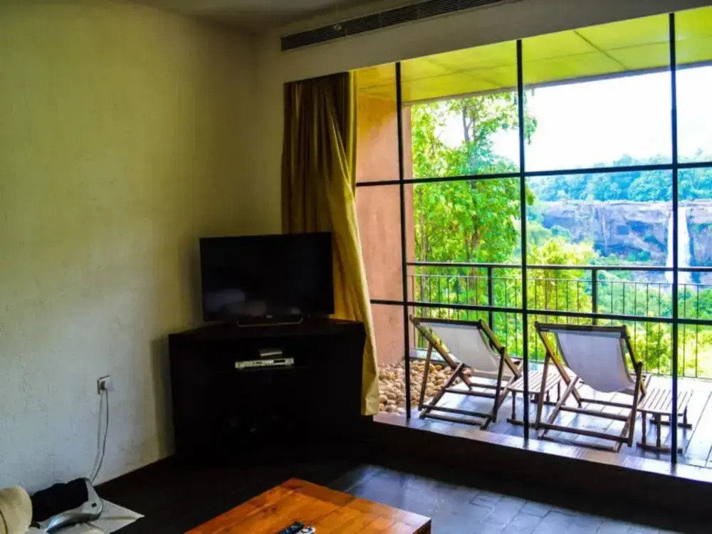 Rainforest Resort