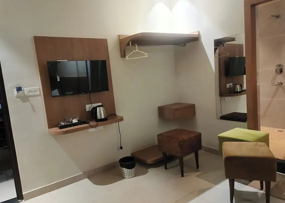 hotel neelkamal