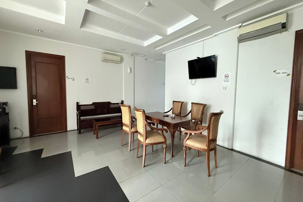 Madina inn Hotel & Hostel Yogyakarta