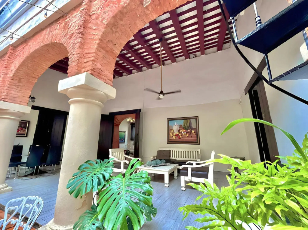 Hotel Guarocuya