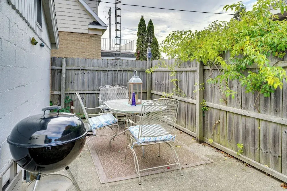 Ludington Vacation Rental - Walk to Lake Michigan!