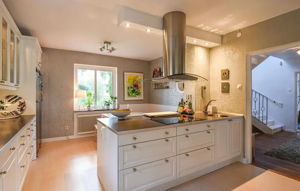 Beautiful Home in Göteborg With 4 Bedrooms, Sauna and Wifi
