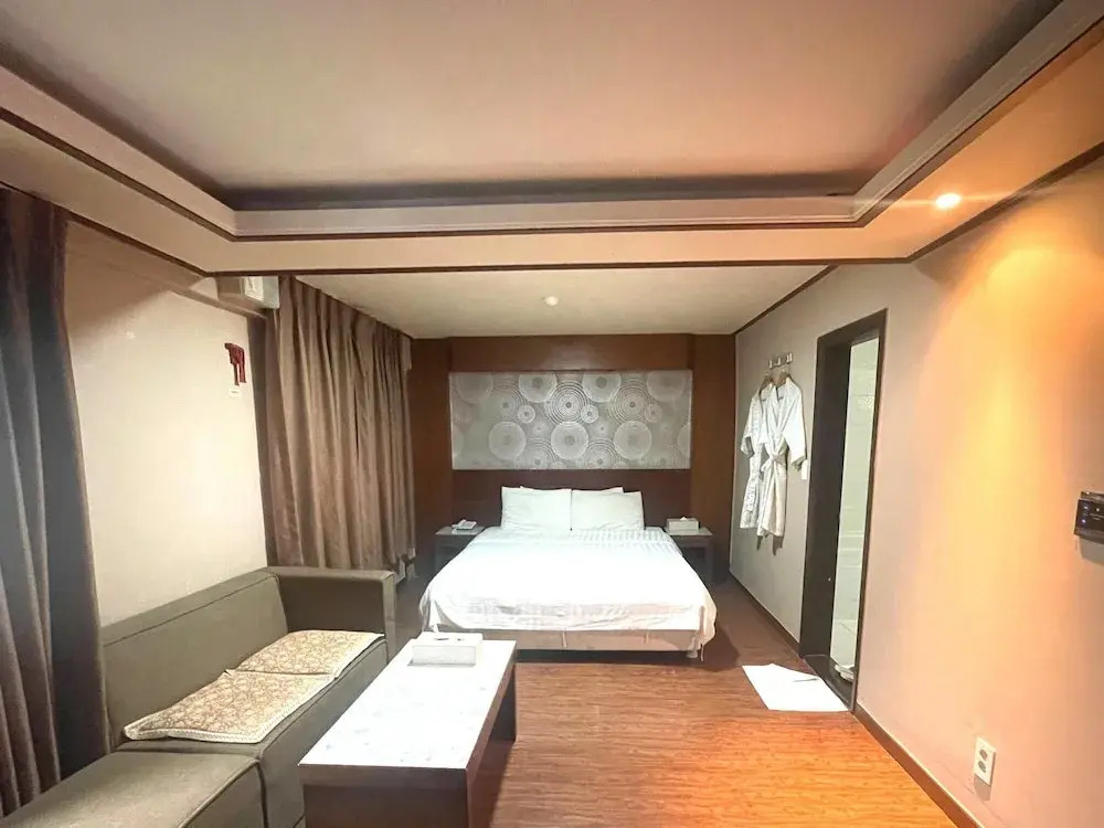 Jahamun Hotel