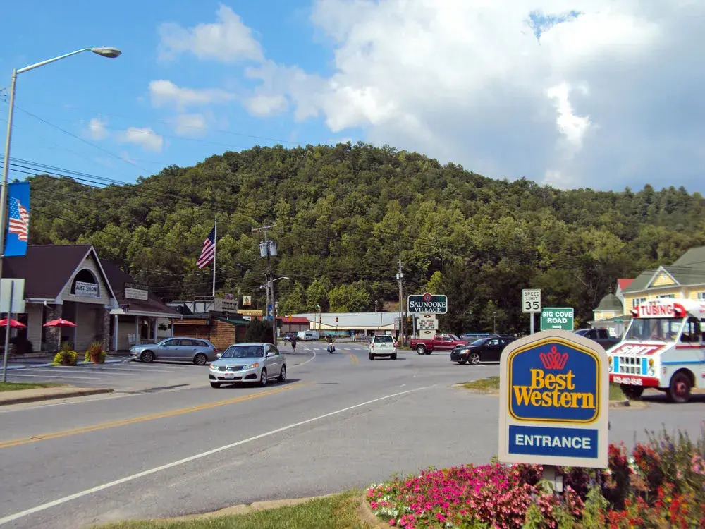 Great Smokies Inn - Cherokee