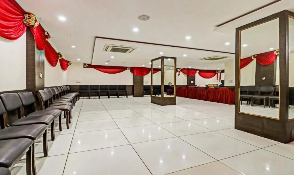 Treebo Mohit Regency