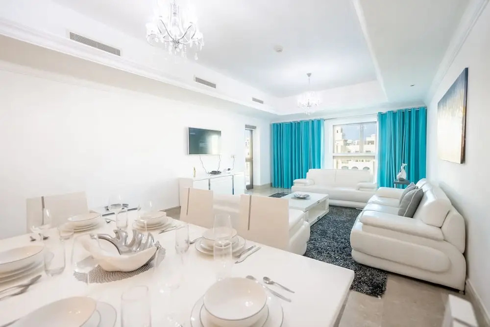 Stylish Urban 1BR Gem in Fairmont-90AB2