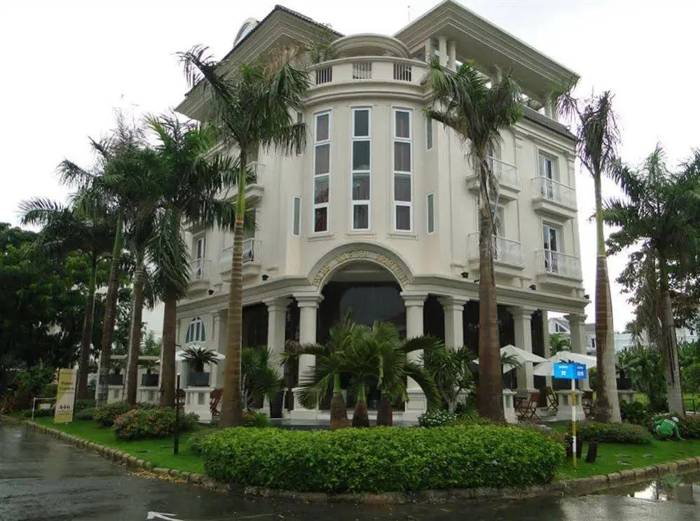 Palms Garden Saigon Apartment  Hotel