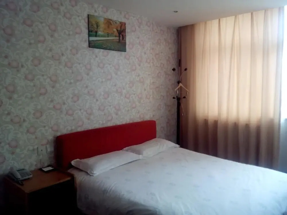 Huanghelou Business Hotel