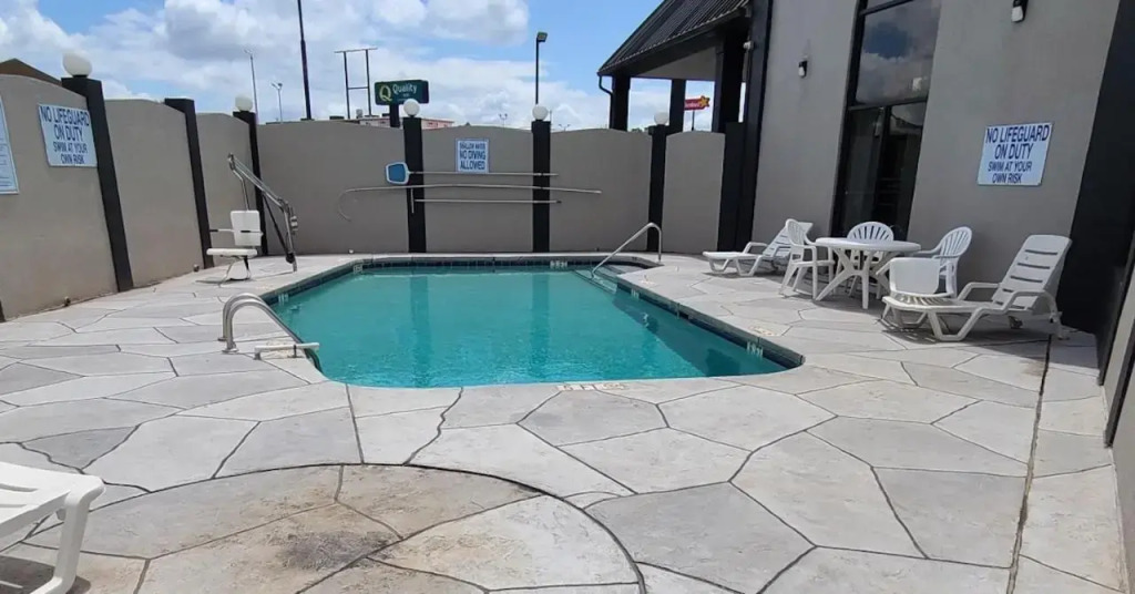 Red Roof Inn & Suites Duncan