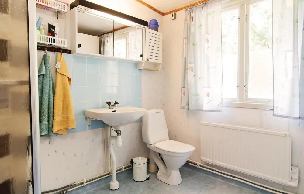 2 Bedroom Stunning Home In Slite