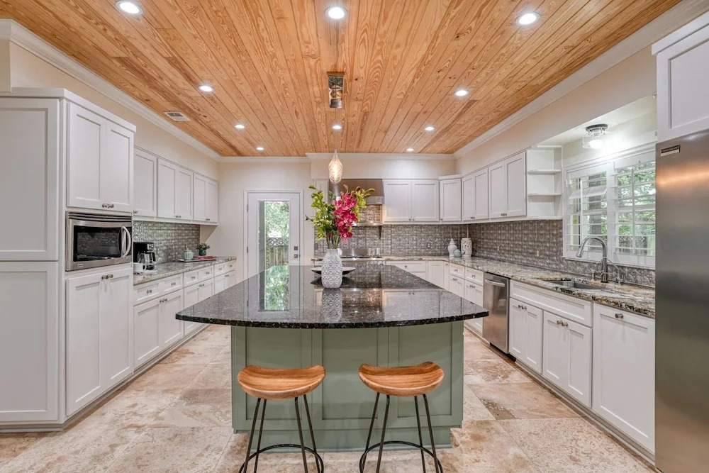 Golden Mile Beach Retreat