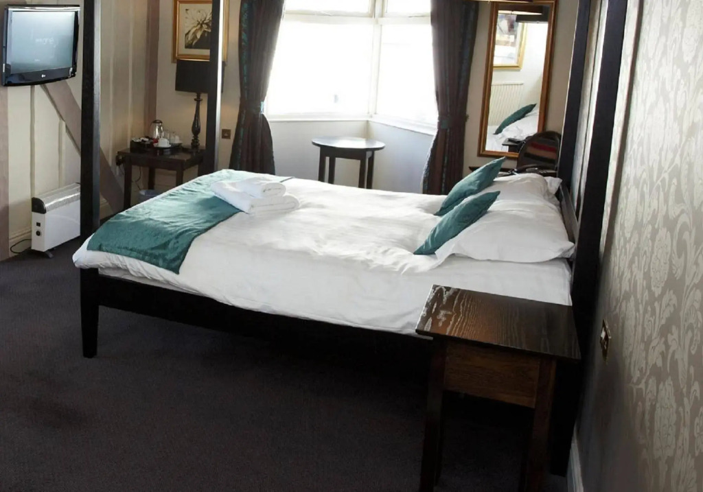 Lion & Swan Hotel