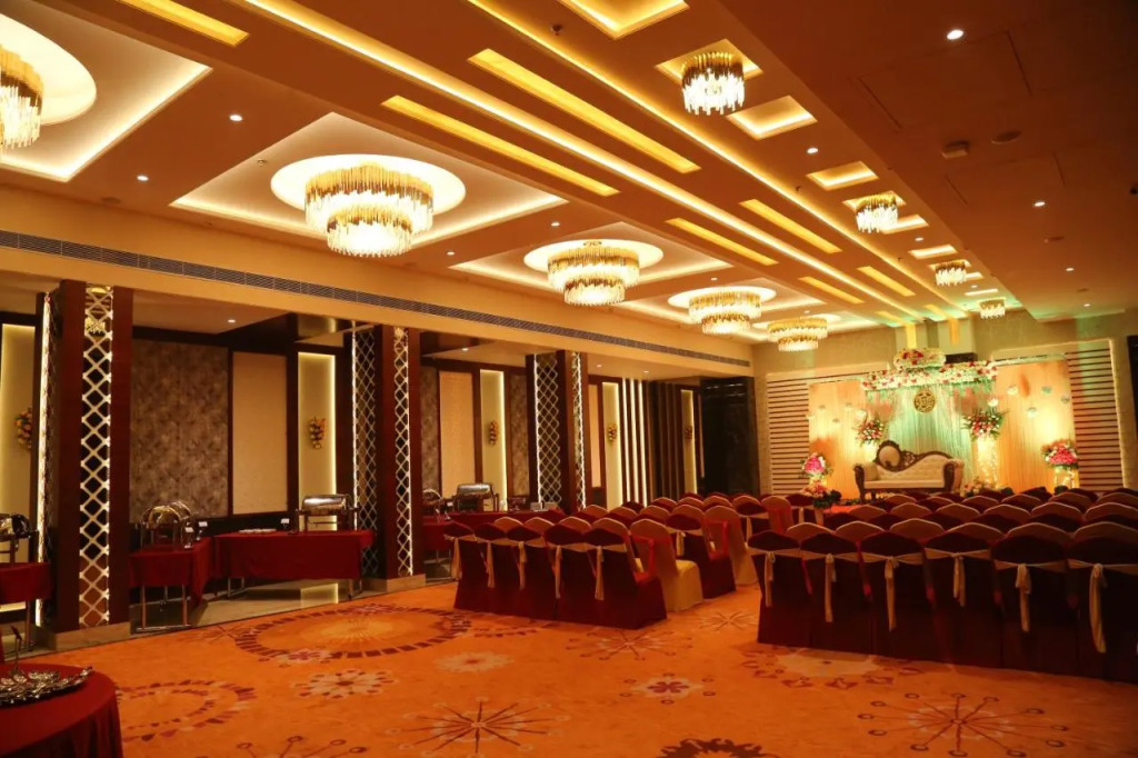 Pristine Hotel