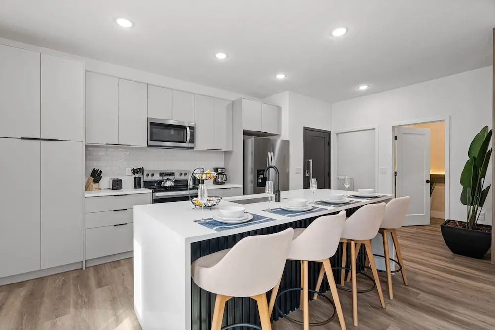 Doppio Luxury Home Themed Magic