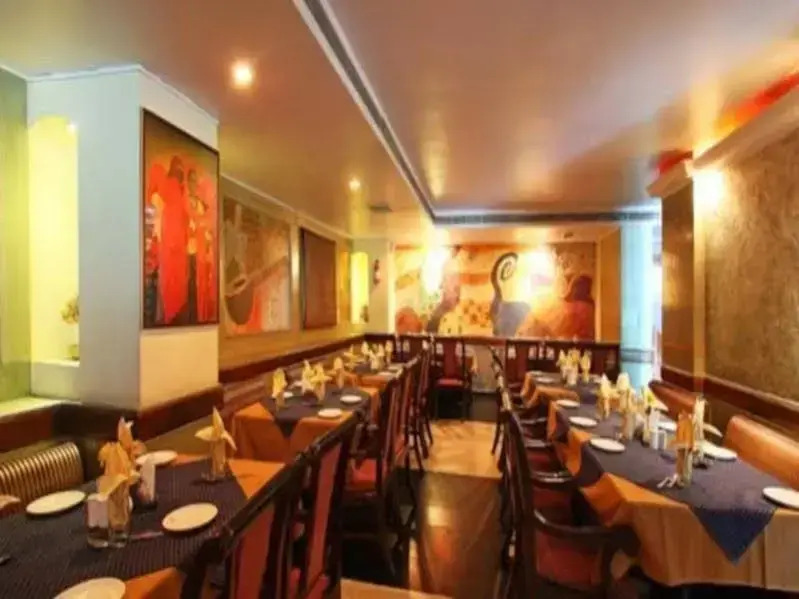 Hotel Savera Residency