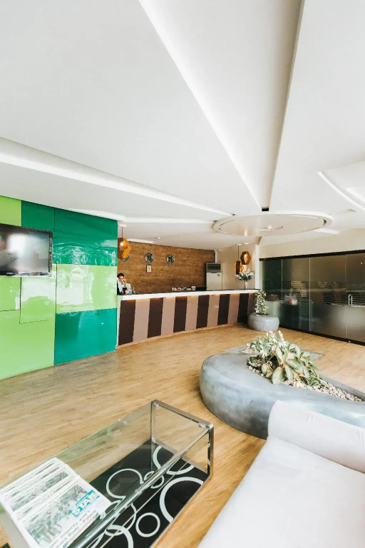 Sun City Suites