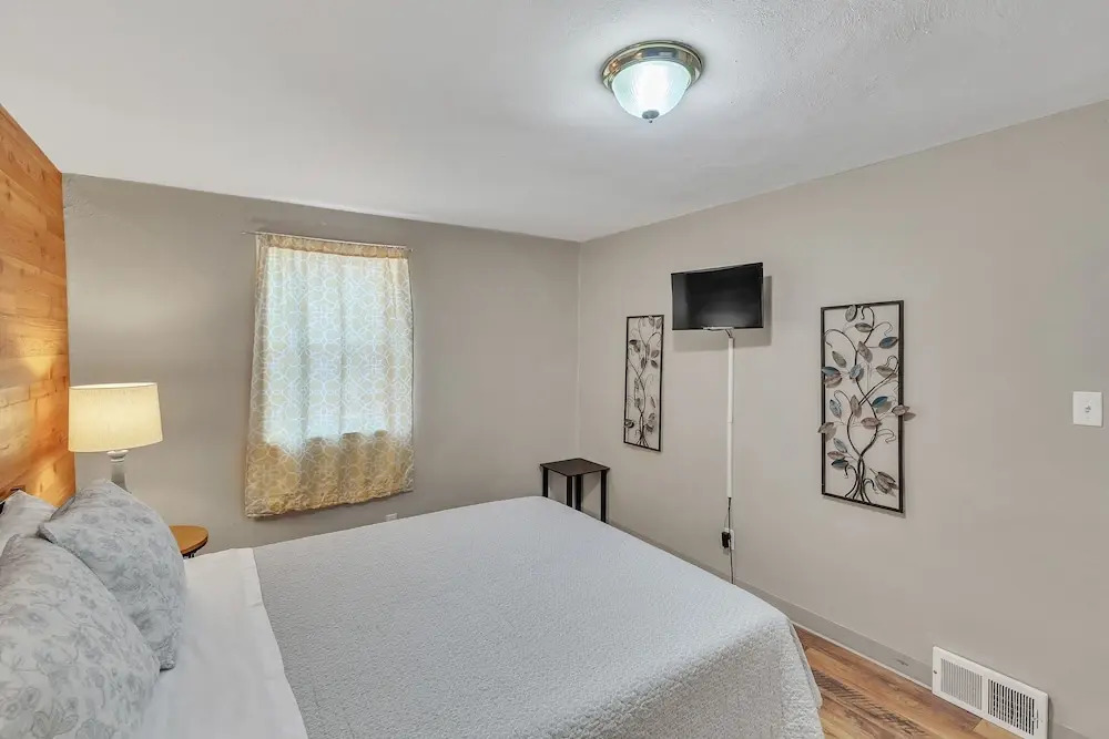 Downtown 2 Story Property 2 Bedroom Apts by RedAwning