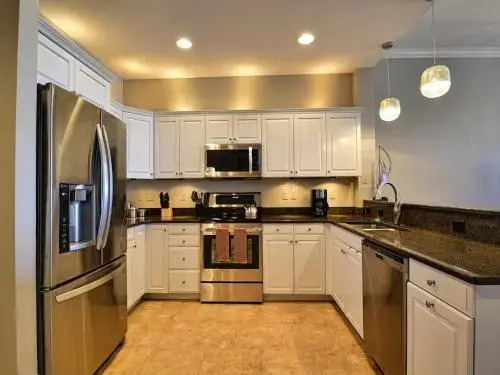 Harborview Grande 802