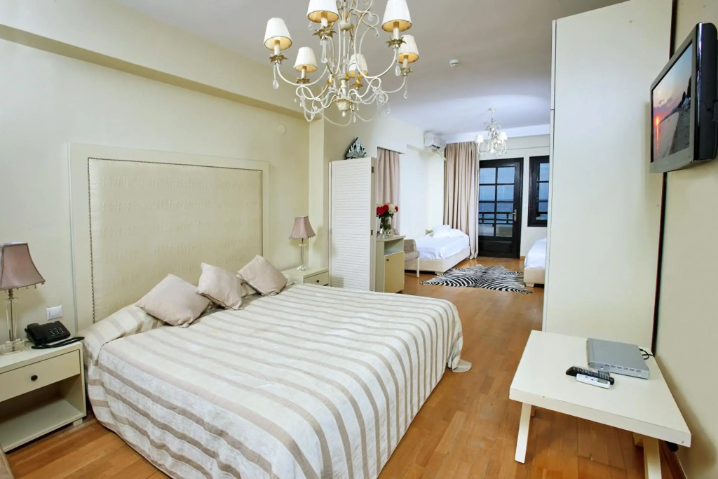Assa Maris Beach Hotel