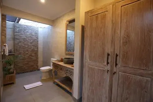 Uma Loka Villa
