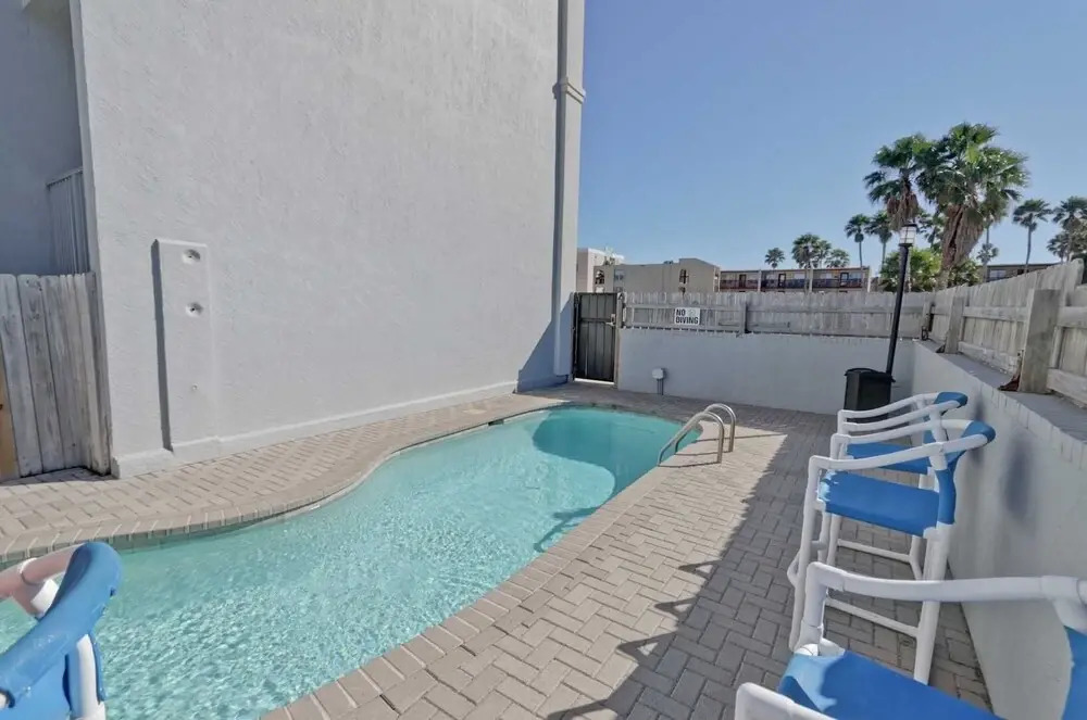 Padre Oasis #302 2 Bedroom Home by RedAwning
