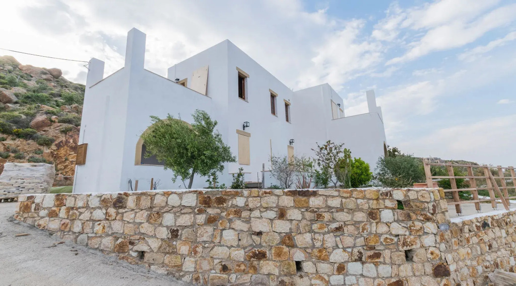 Allotina Houses