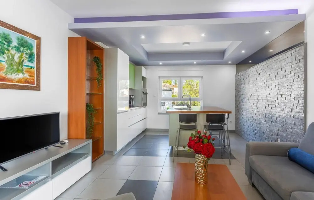 Amazing Apartment in Njivice With Wifi and 3 Bedrooms