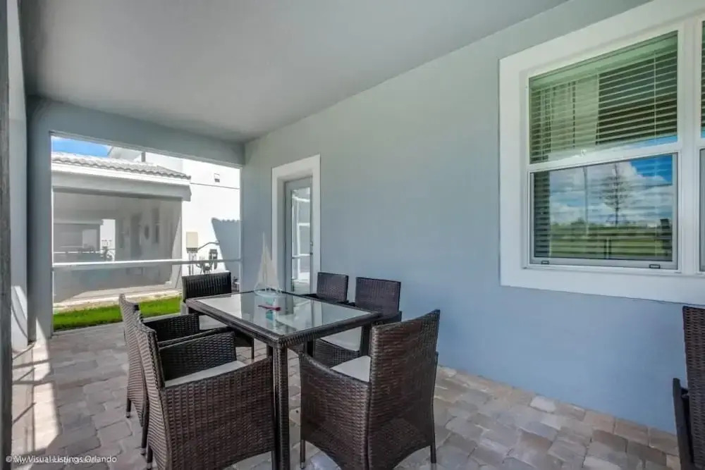 5 Bed Pool With Overflowing Spa In Champions Gate! Villa