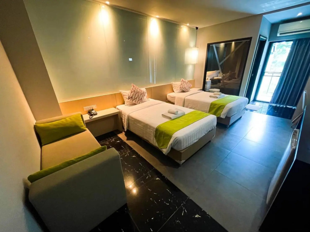 3Season Hotel