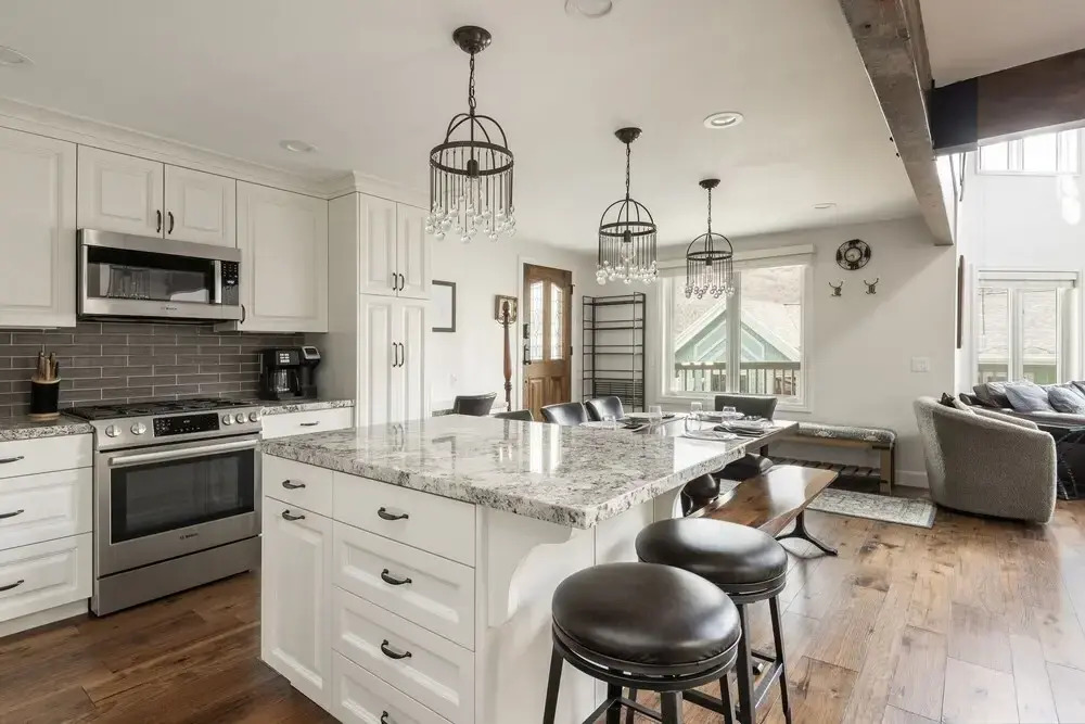 Motherlode A 4 Bedroom Condo by RedAwning