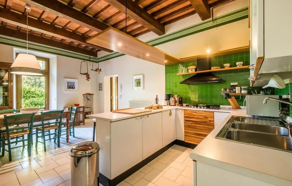 Amazing Home in Castiglion Fiorentino With 4 Bedrooms, Private Swimming Pool and Outdoor Swimming Pool