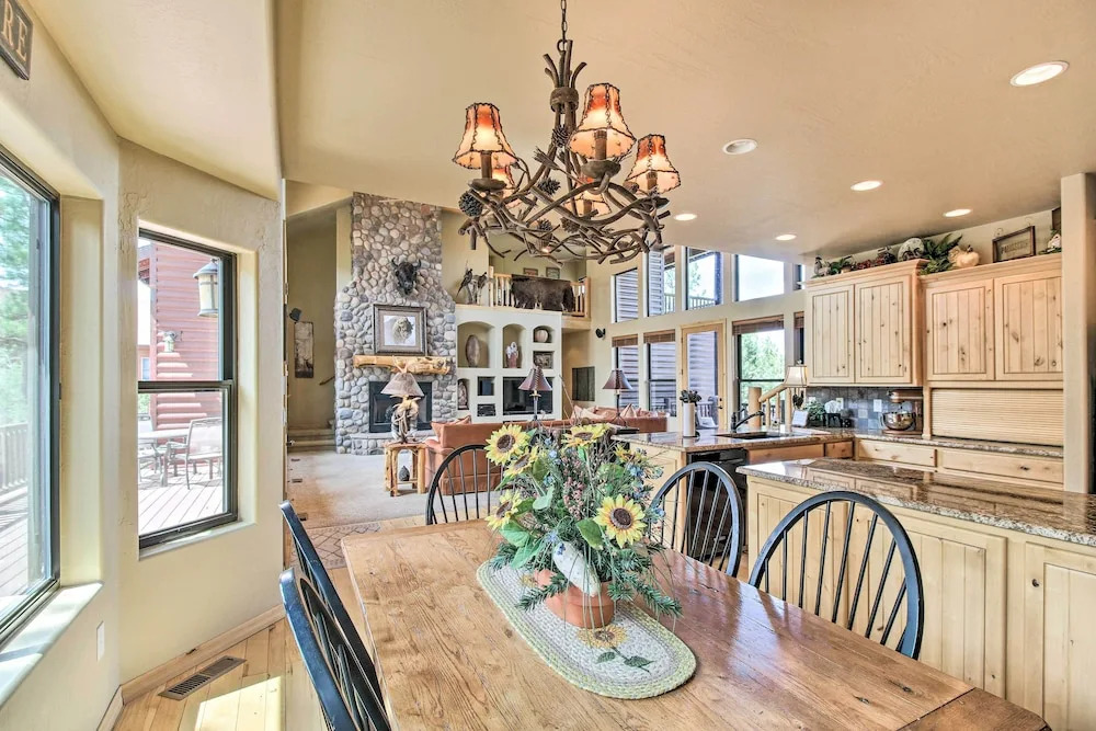 Torreon 'crow's Nest' Mountain Home w/ Views!