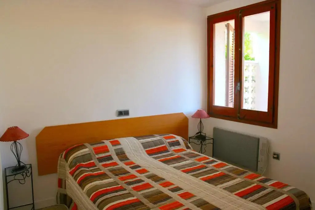 Maisonnette petit jardin barbecue Calafat Tridente 2