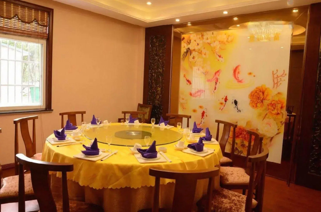 Hotspring Grand Hotel