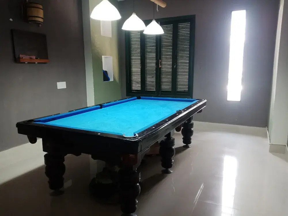 Europe Town Hostel & Bar - Adults Only