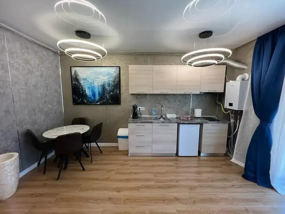 Signature Promenada Hotel-Apartments 2