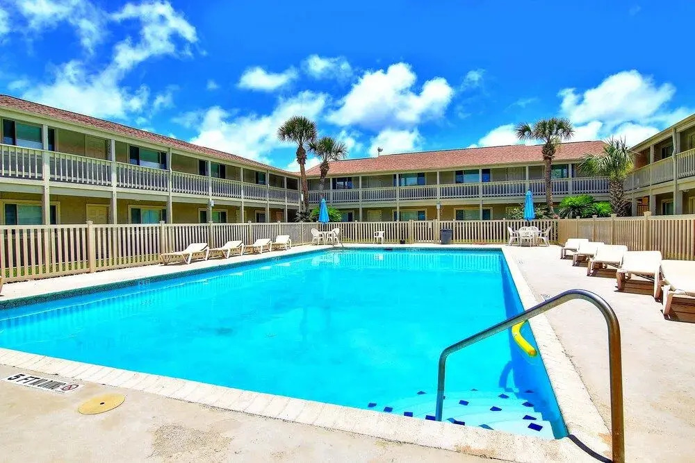 The Cozy Coconut condo